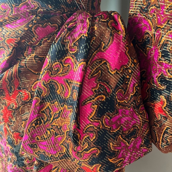 Vintage Silk Dress w Open Back - Picture 4 of 10